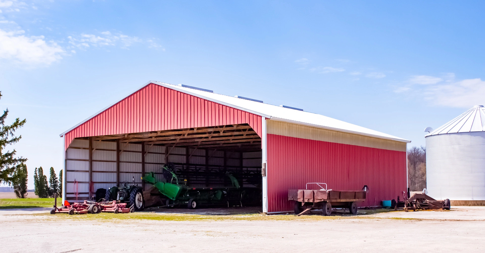 Metal_building_banner